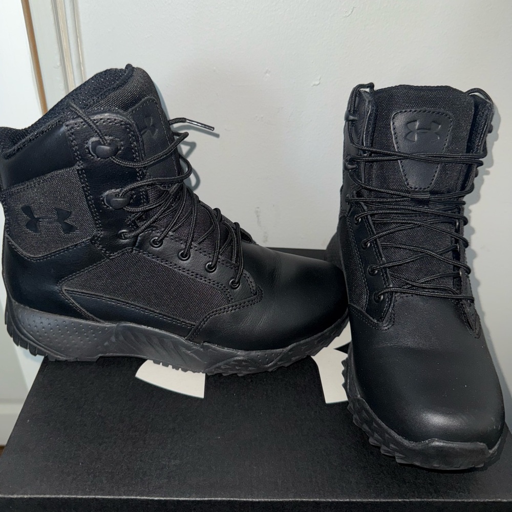 Under Armour Women’s UA Stellar Tac Size 7